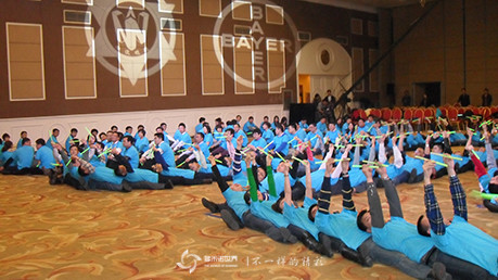 拜耳37億人體多米諾團(tuán)隊(duì)活動(dòng)