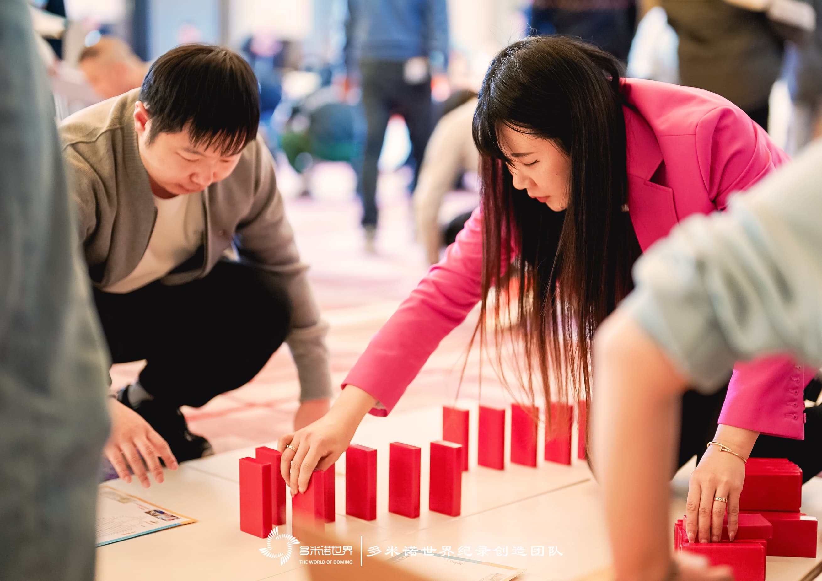 “致初心，啟未來”—— 西云數(shù)據(jù)多米諾團隊共創(chuàng)